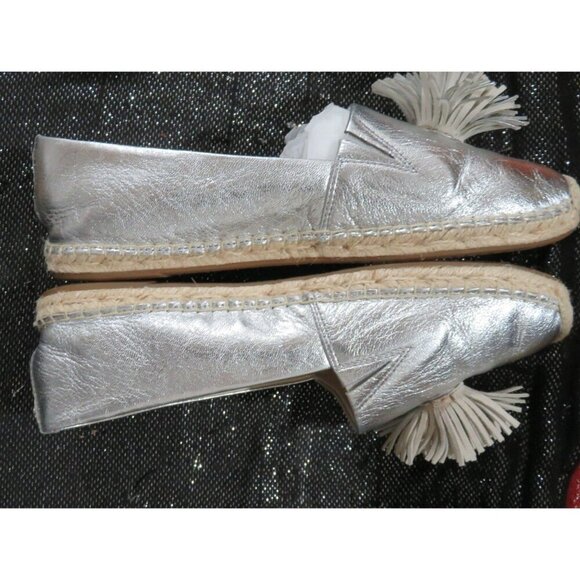 MICHAEL KORS LOLITA Silver Metallic Leather Pom Pom Espadrilles size 9.5 Slip On - Picture 4 of 12